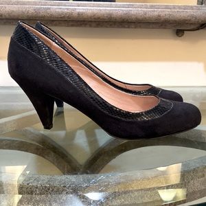 Vintage Aldo Black Suede and Snakeskin Trimmed Heeled Pumps